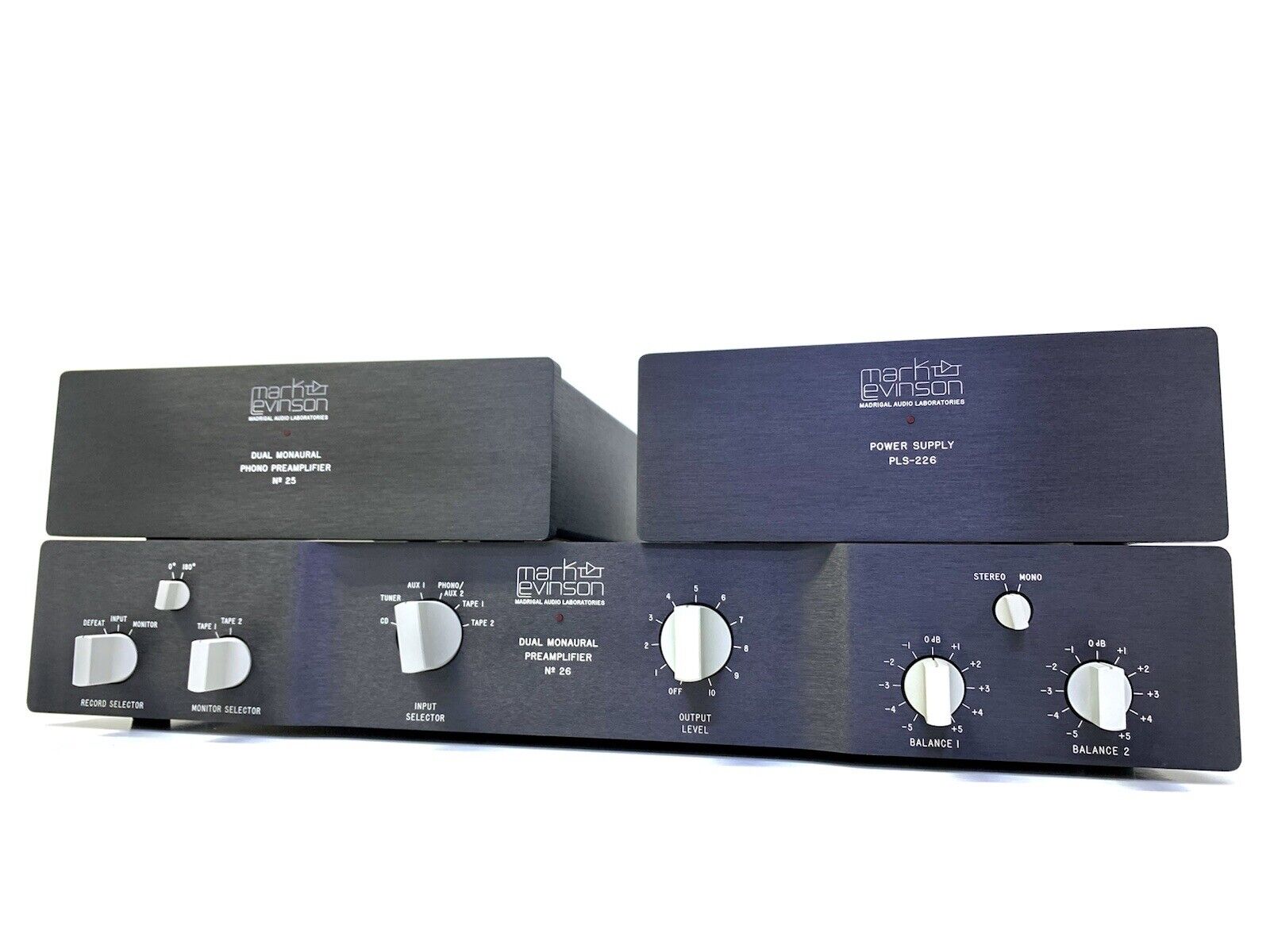 MARK LEVINSON N.26 Stereo Pre Amplifier + Pre Phono N.25 + Power Supply PLS-226