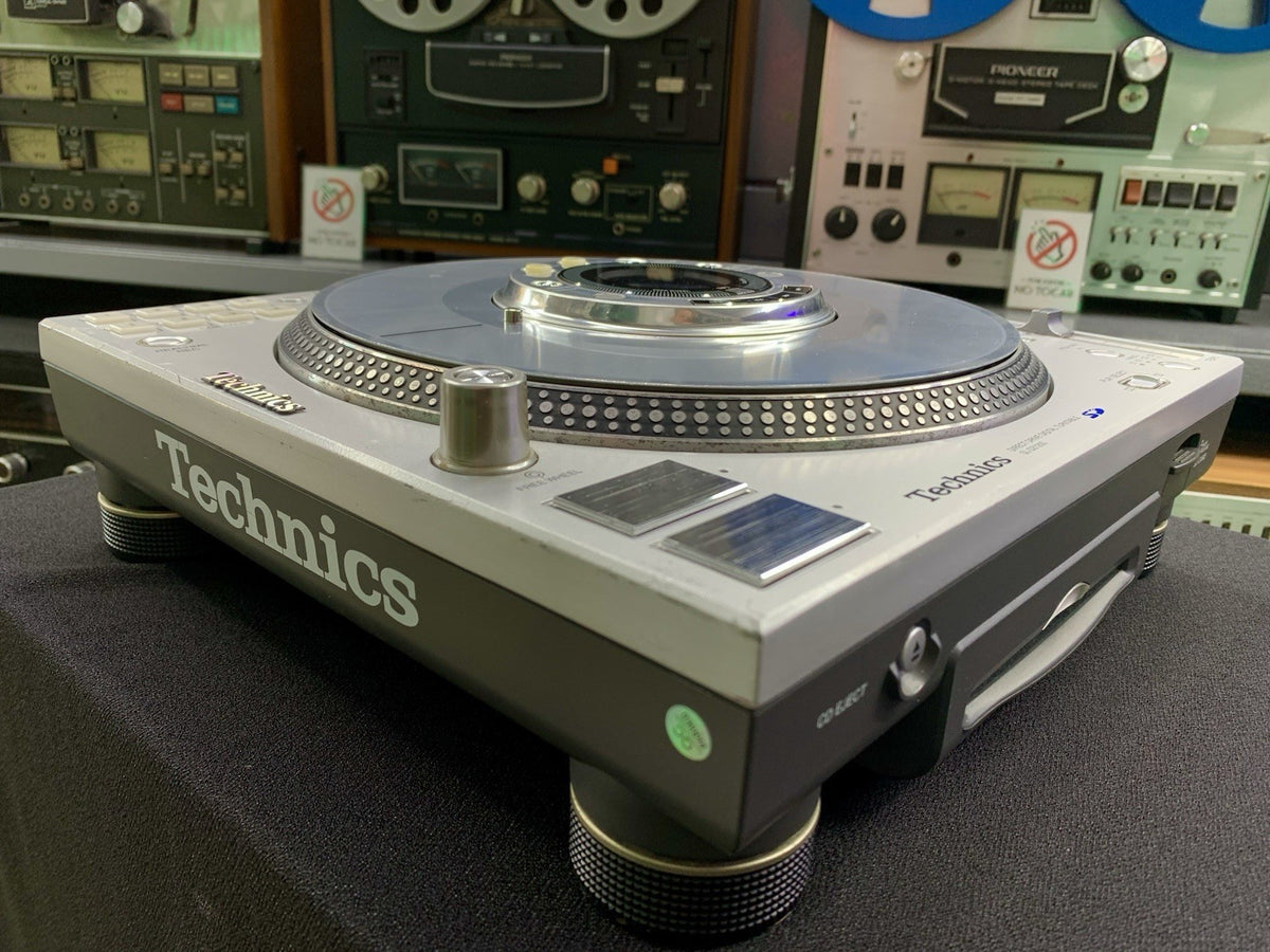TECHNICS SL DZ1200 CDJ Stereo Compact Disc Player Vintage Working 100% Good Look