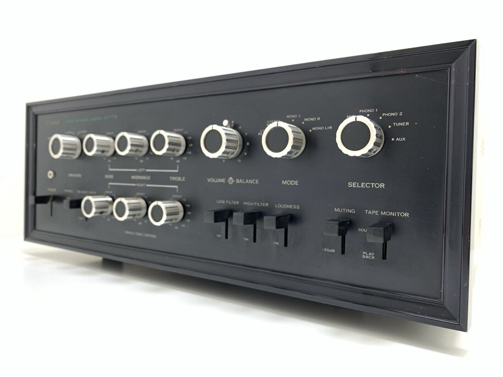 SANSUI AU 777D Solid State Amplifier 30+30 Watts RMS Vintage 1969 WORK Good Look