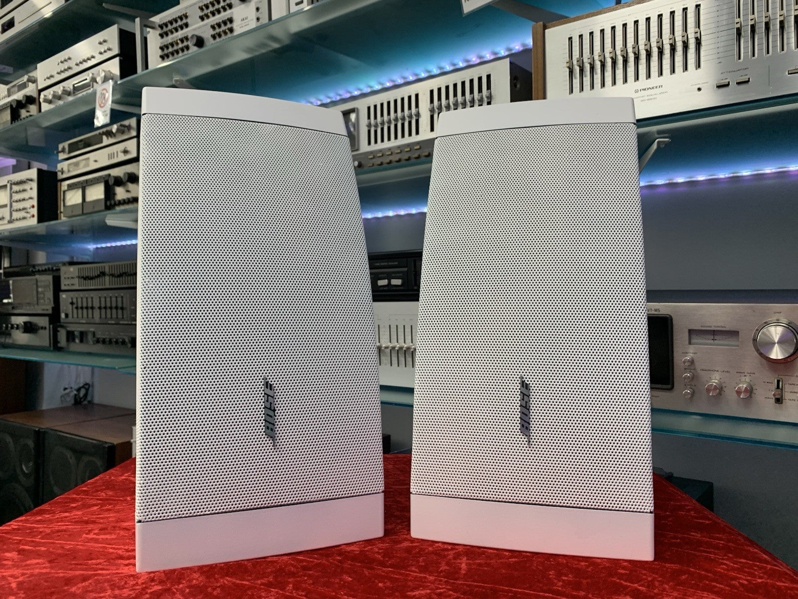 BOSE DS 100SE Free Space Commercial PRO Speaker 2Way 100Watts RMS WORK Good Look