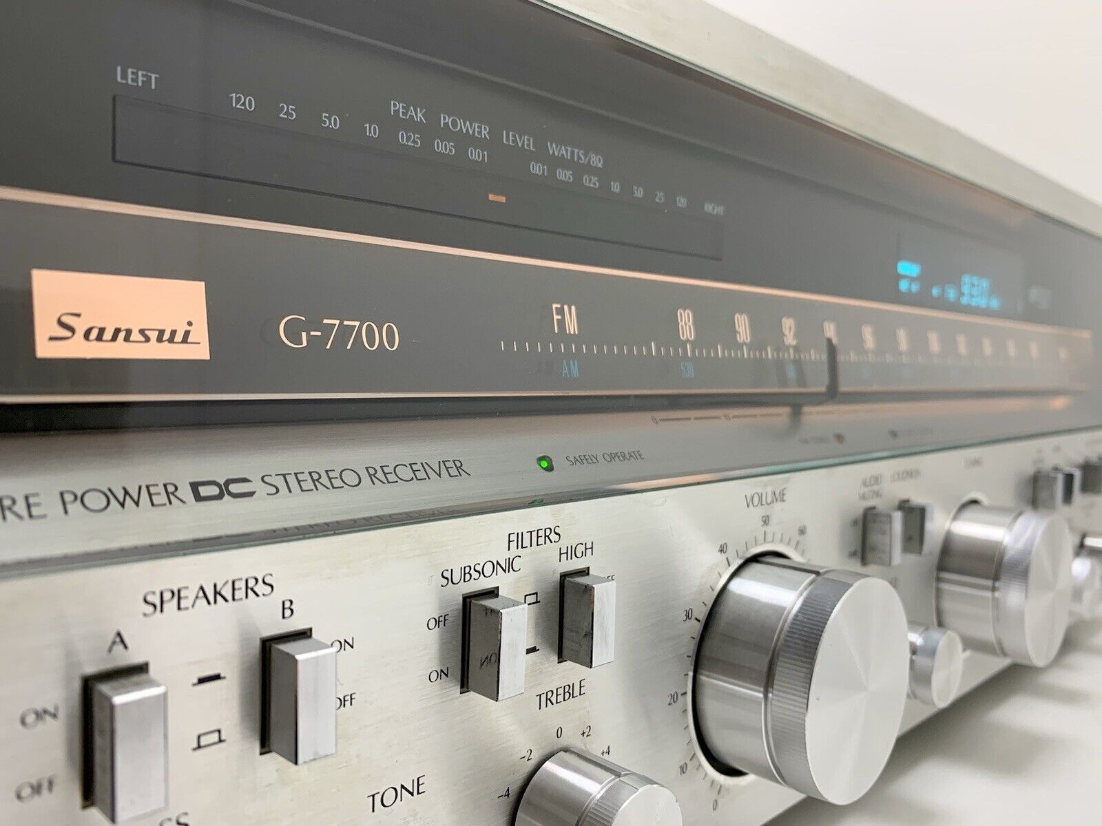 SANSUI G 7700 Stereo HiFi Receiver 120+120 Watts RMS Vintage 1979 WORK GOOD LOOK