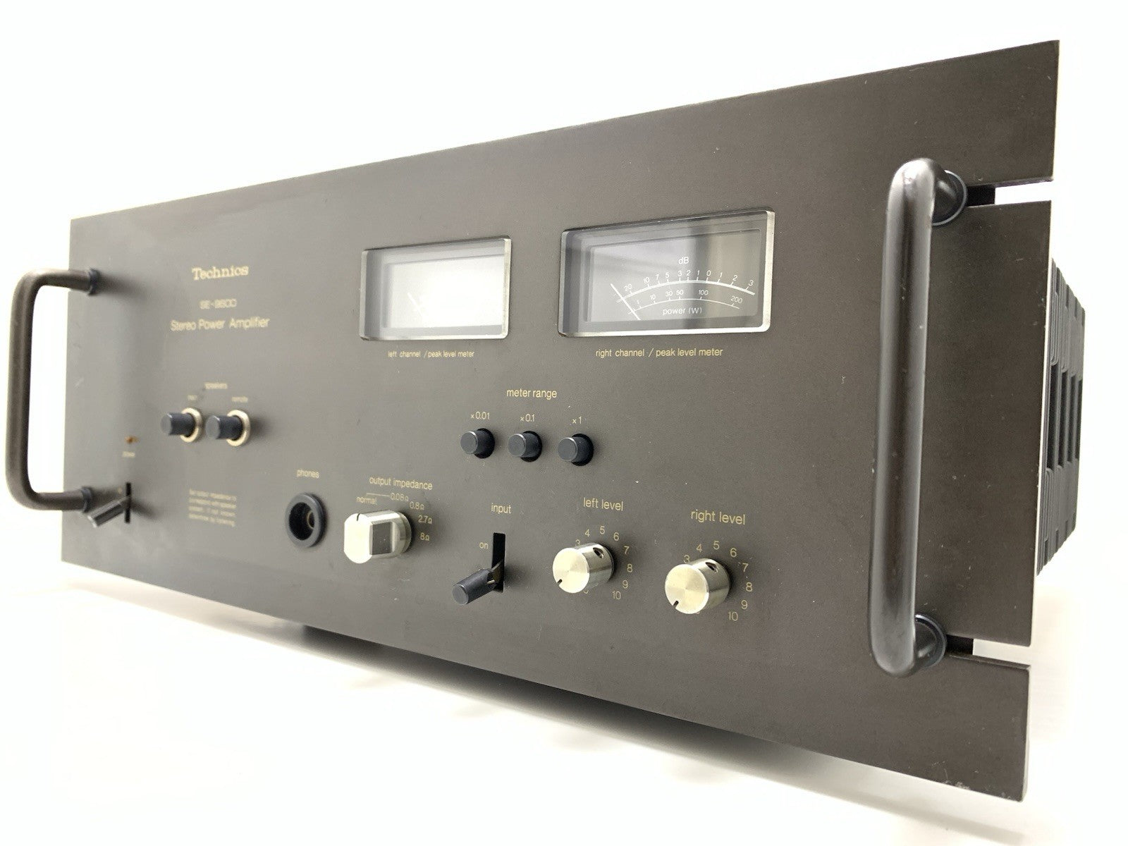 TECHNICS SE 9600 Power Amplifier 2 X 110 Watts RMS Vintage 1975 WORK GOOD LOOK