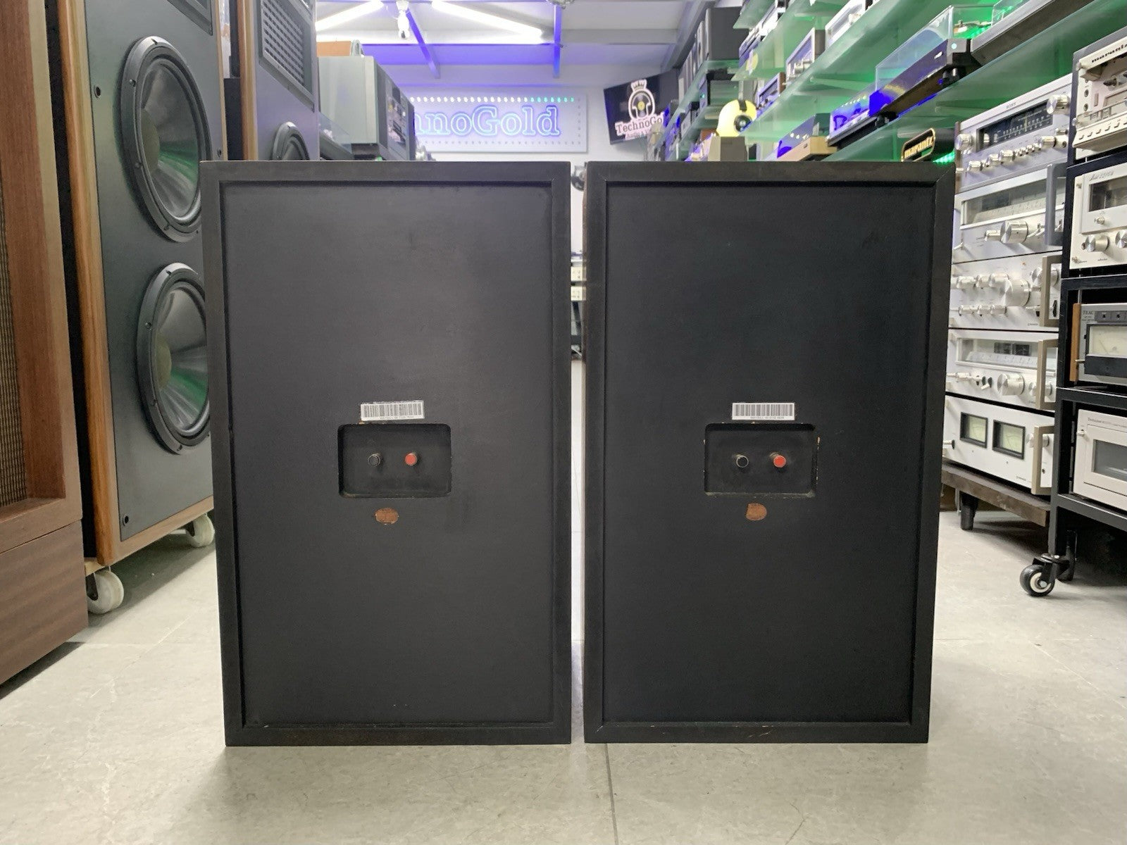 JBL 4311B LEGENDARY Studio Monitor Speakers Vintage 1975 Original WORK Perfect