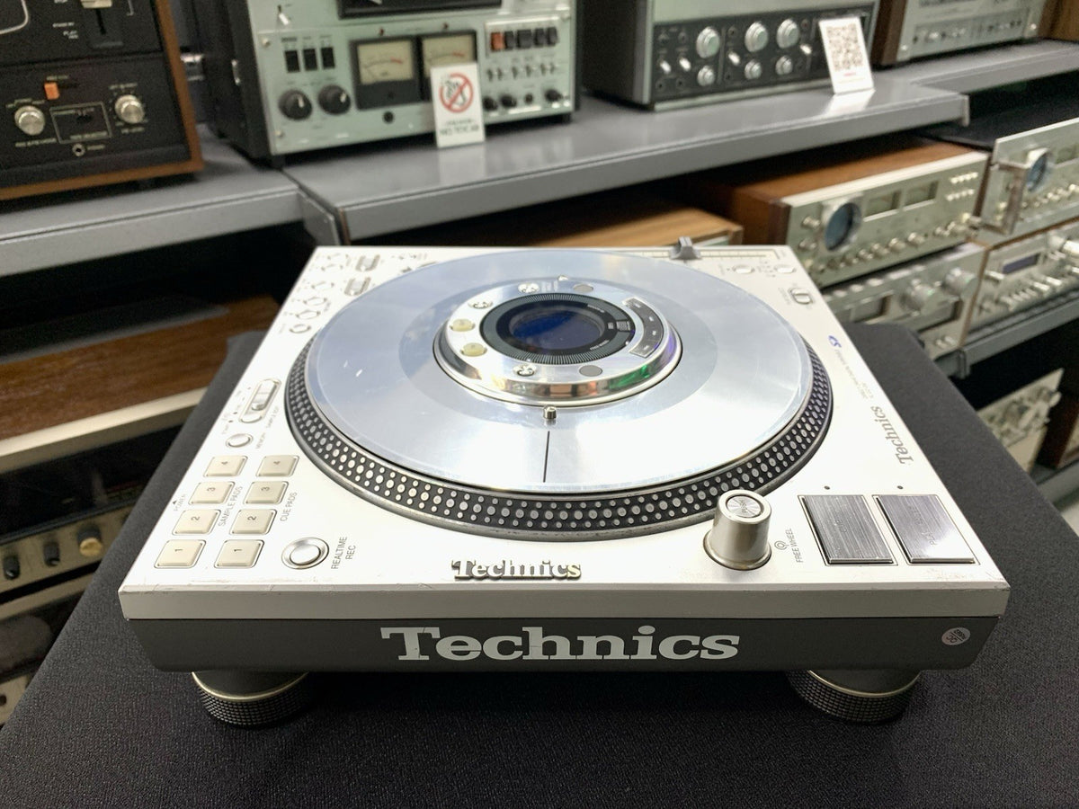 TECHNICS SL DZ1200 CDJ Stereo Compact Disc Player Vintage Working 100% Good Look