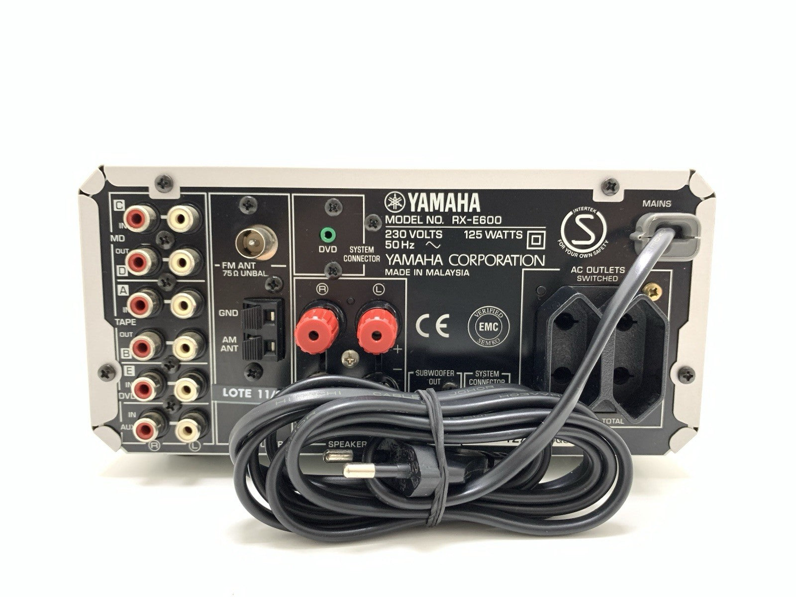 YAMAHA RX E600 AM/FM Stereo Receiver 2 X 60Watts RMS Vintage 2003 Work GOOD LOOK