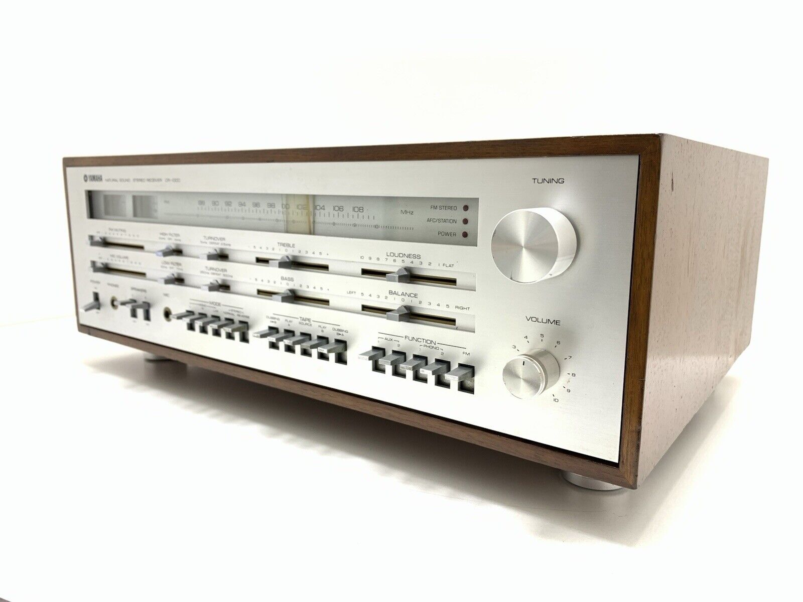 YAMAHA CR-1000 FM Stereo Receiver 70+70W RMS Vintage 1974 Refurbished Good Look