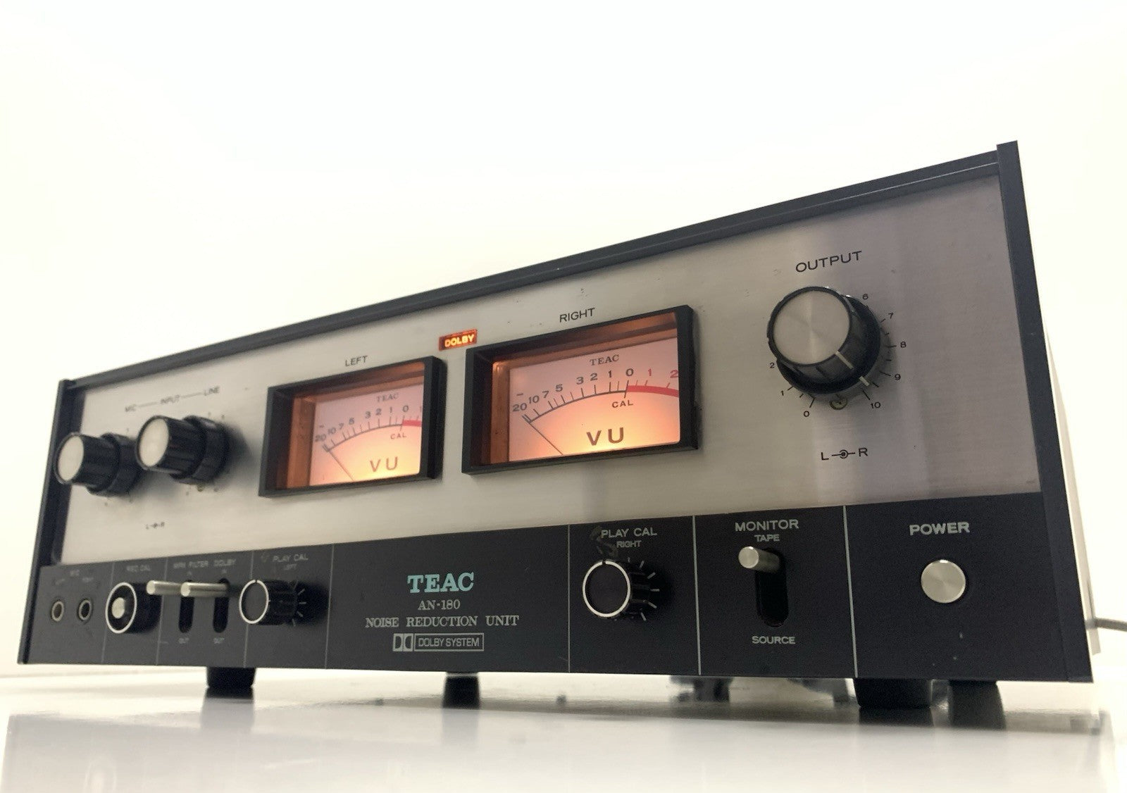 TEAC AN 180 DOLBY B Professional Noise Reduction System Vintage WORK Good Look