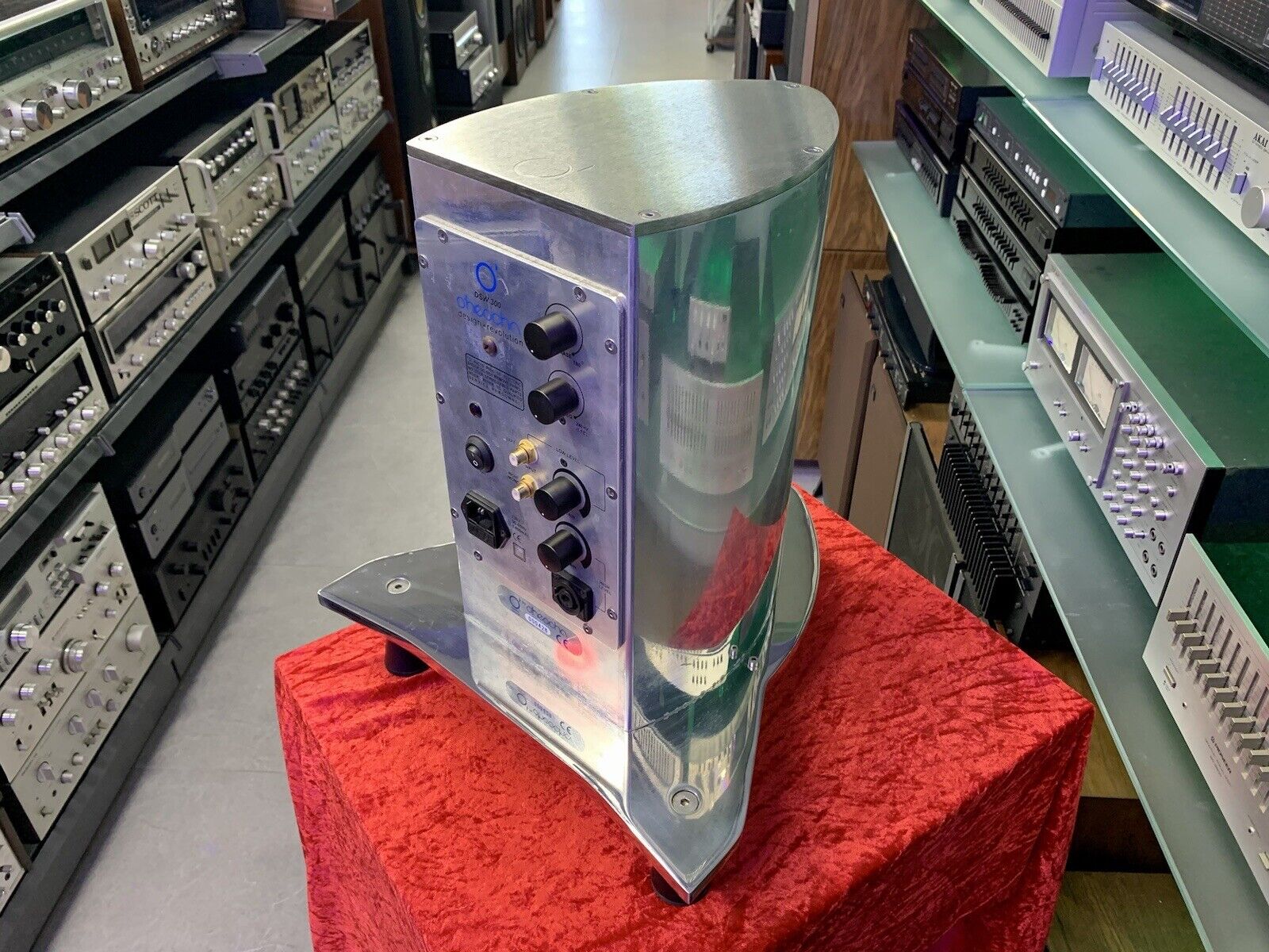 O'HEOCHA DSW 300 Very RARE ACTIVE SubWoofer Speakers 50 Watts RMS WORK Good Look