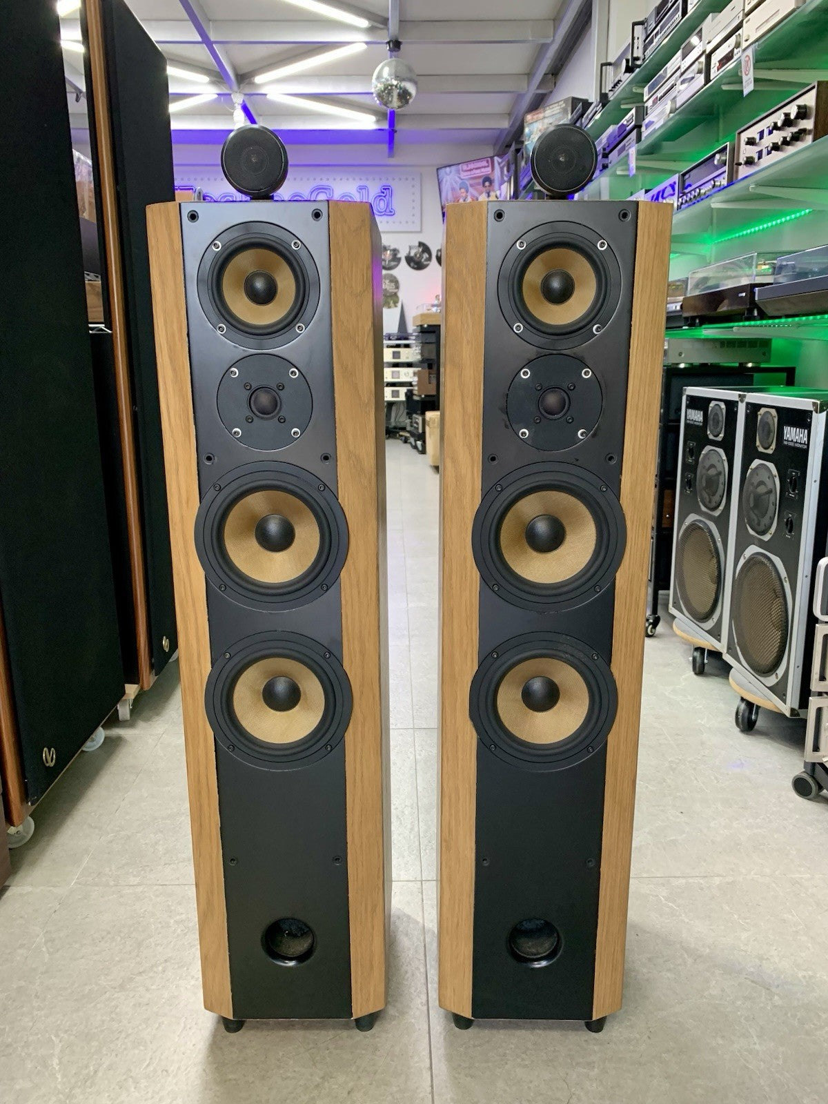 SONY SS X9ED High End Speakers 4 Way 250 Watts RMS Vintage 2000 WORK Good Look