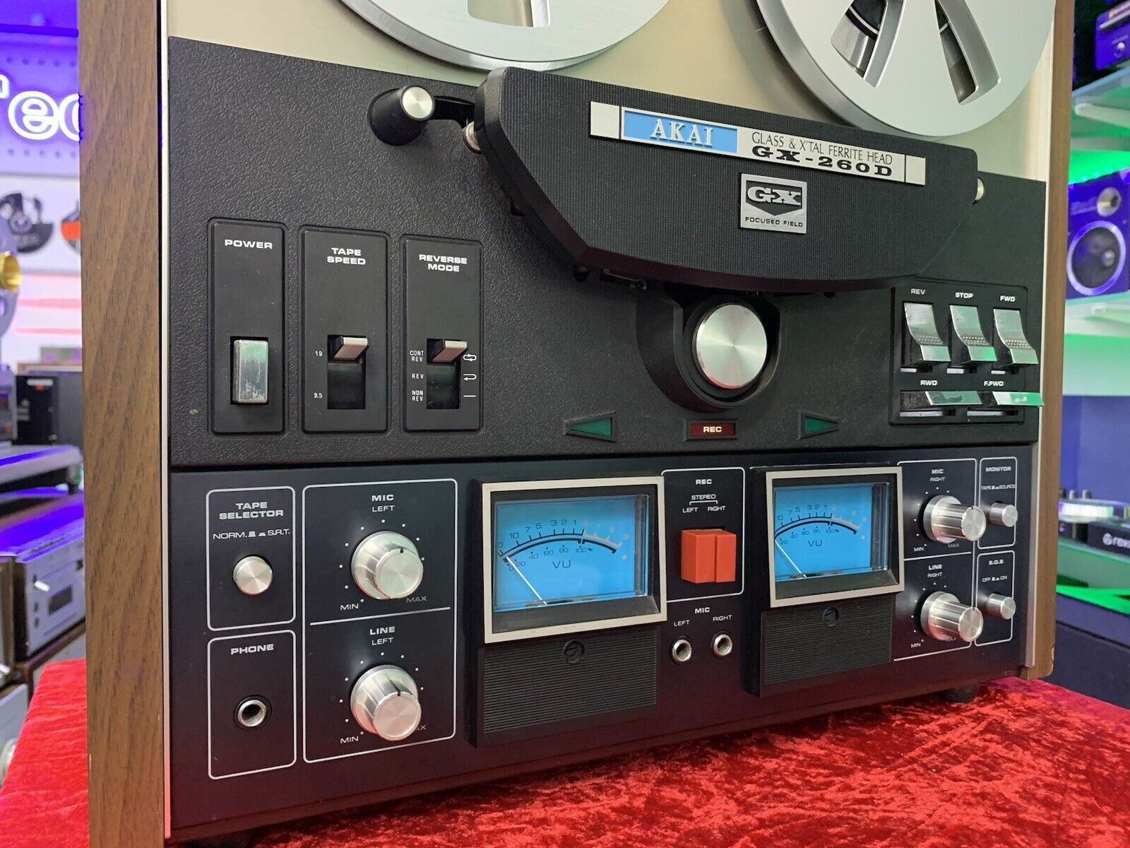 AKAI GX 260D Tape Reel to Reel 4Track 7" Vintage 1973 AutoReverse WORK Good Look