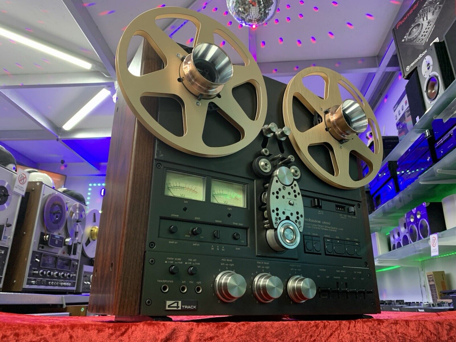 TECHNICS RS 1506U Reel to Reel 2 & 4 Track 10" Tape Vintage 1977 WORK Good Look