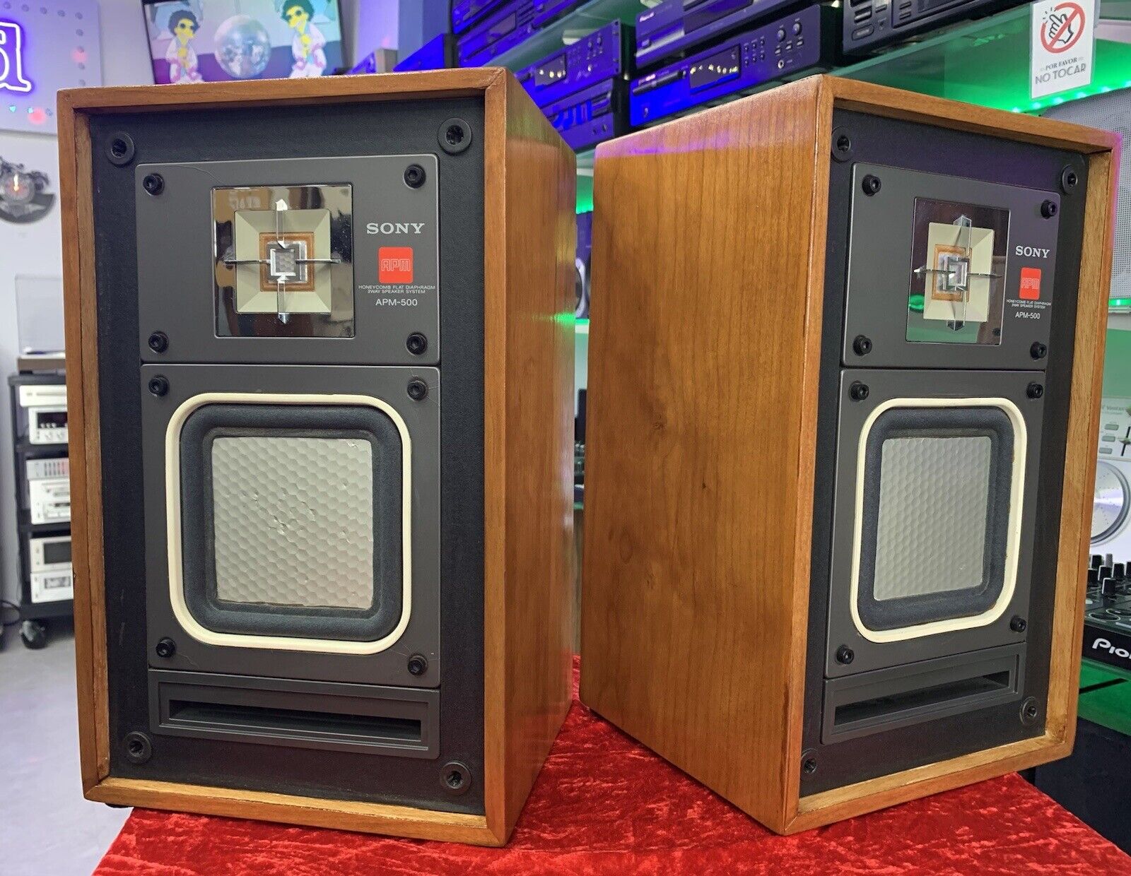 SONY APM 500 Speaker 2 Way System 50 Watts Vintage NEW WOOD BOX Good Look