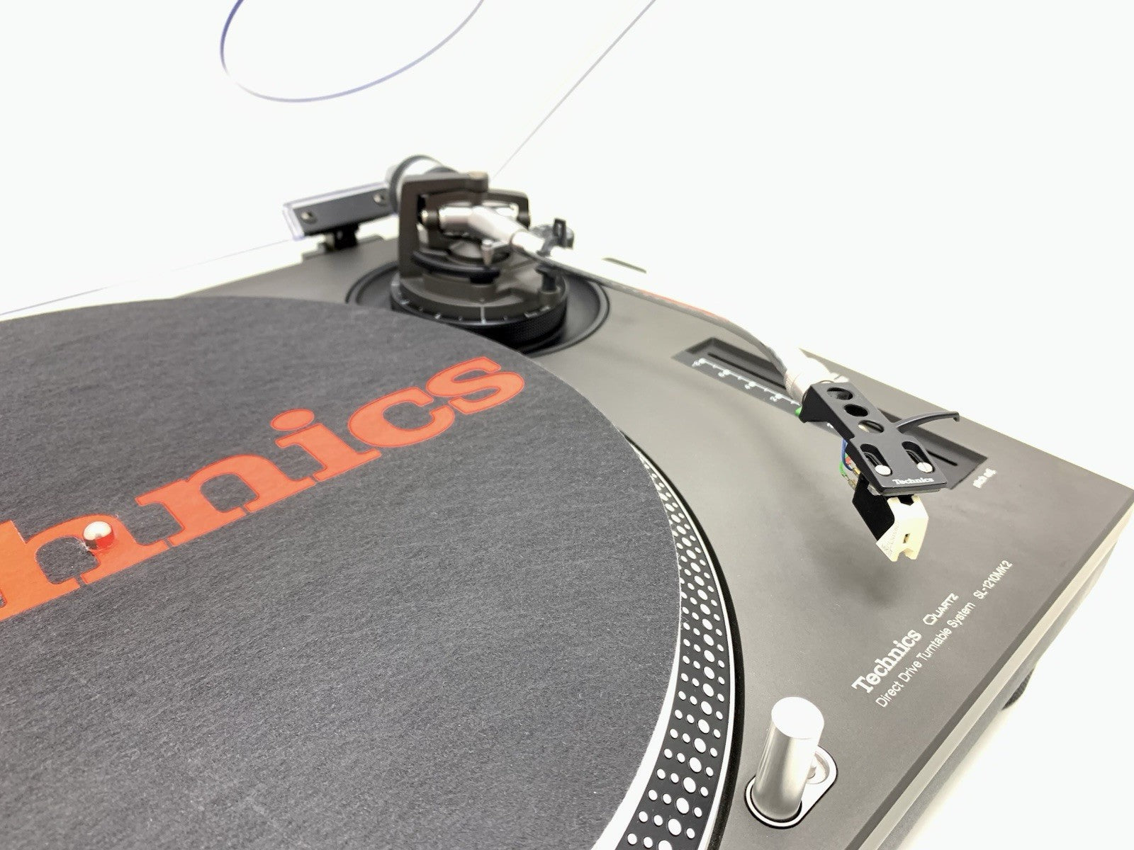 TECHNICS SL 1210 MK2 D. Drive Turntable w/Original BOX + STANTON 680MK2 LIKE NEW