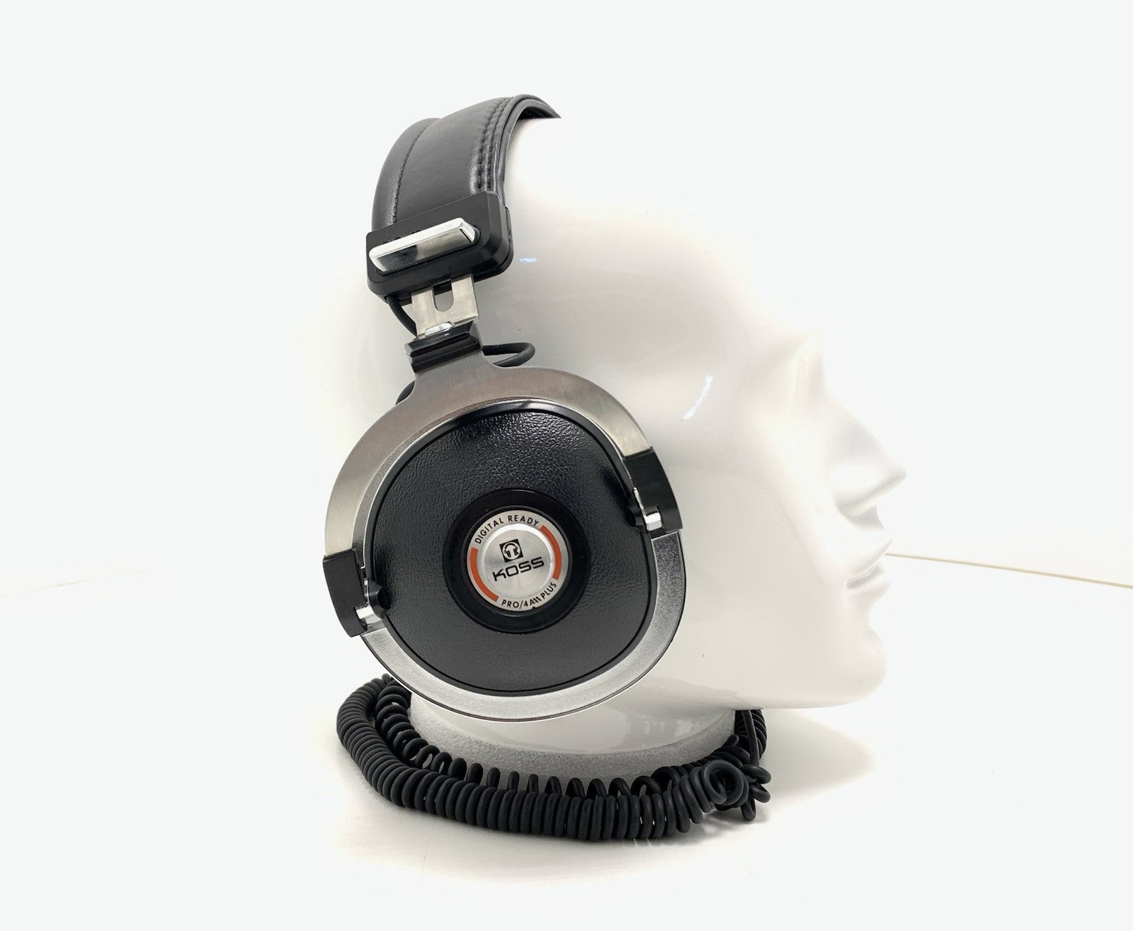 KOSS PRO 4AAA Plus Professional Headphones Vintage 1975 RARE WORK GOOD Look