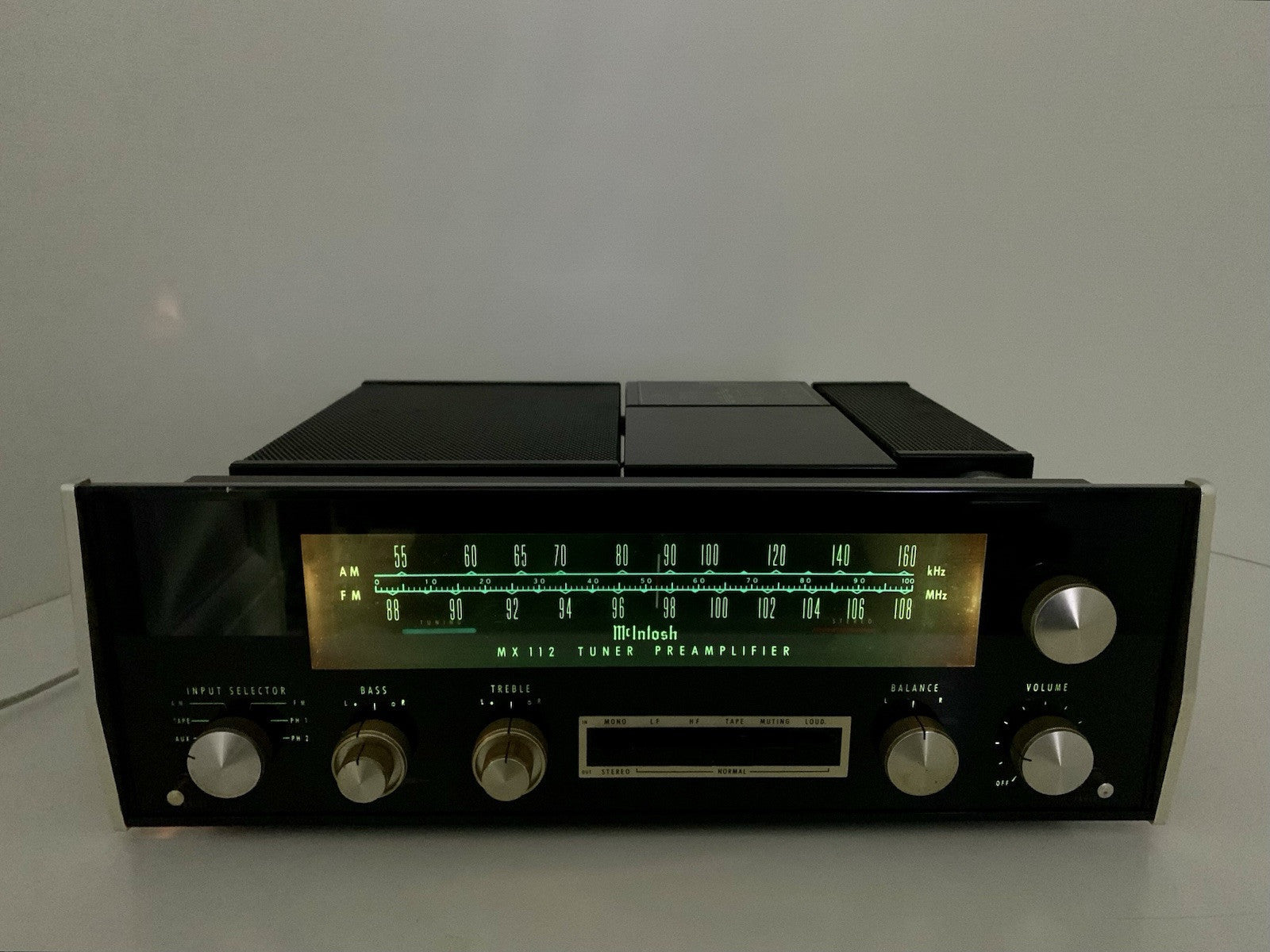McINTOSH MX 112 Stereo FM AM Tuner Pre Amplifier Vintage 1970 WORKING Good Look
