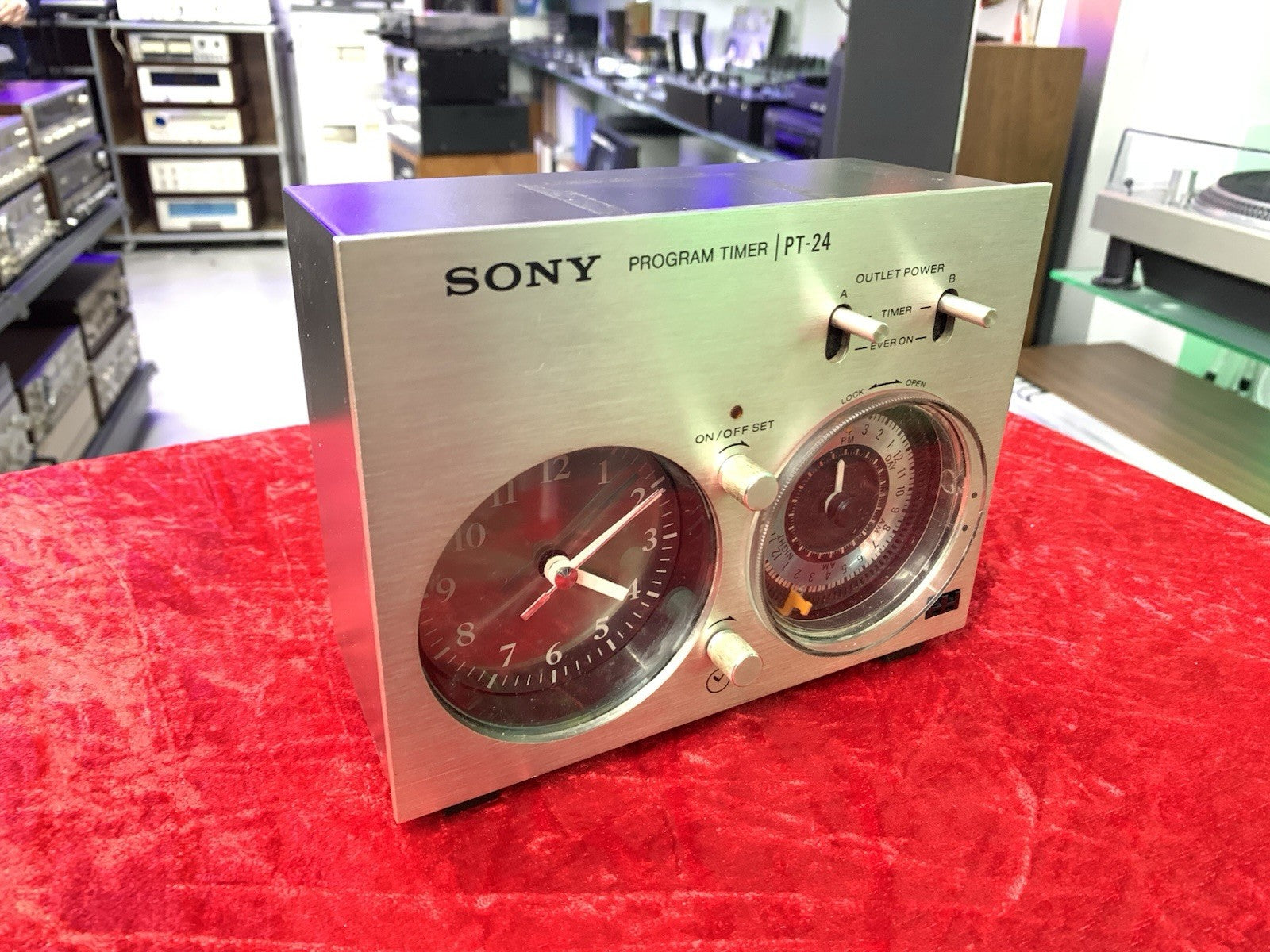 SONY PT 24 Audio Programmer Timer Display Vintage 1970 WORK 220 Volts Good Look
