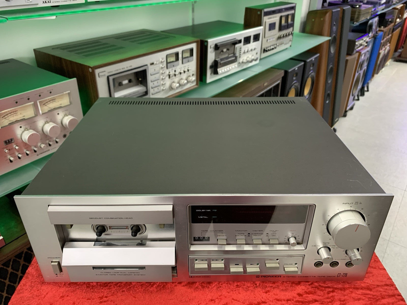 ラジオ・コンポ PIONEER CT-720 ラジオ・コンポ PIONEER CT-720 PIONEER CT-720: Cute little