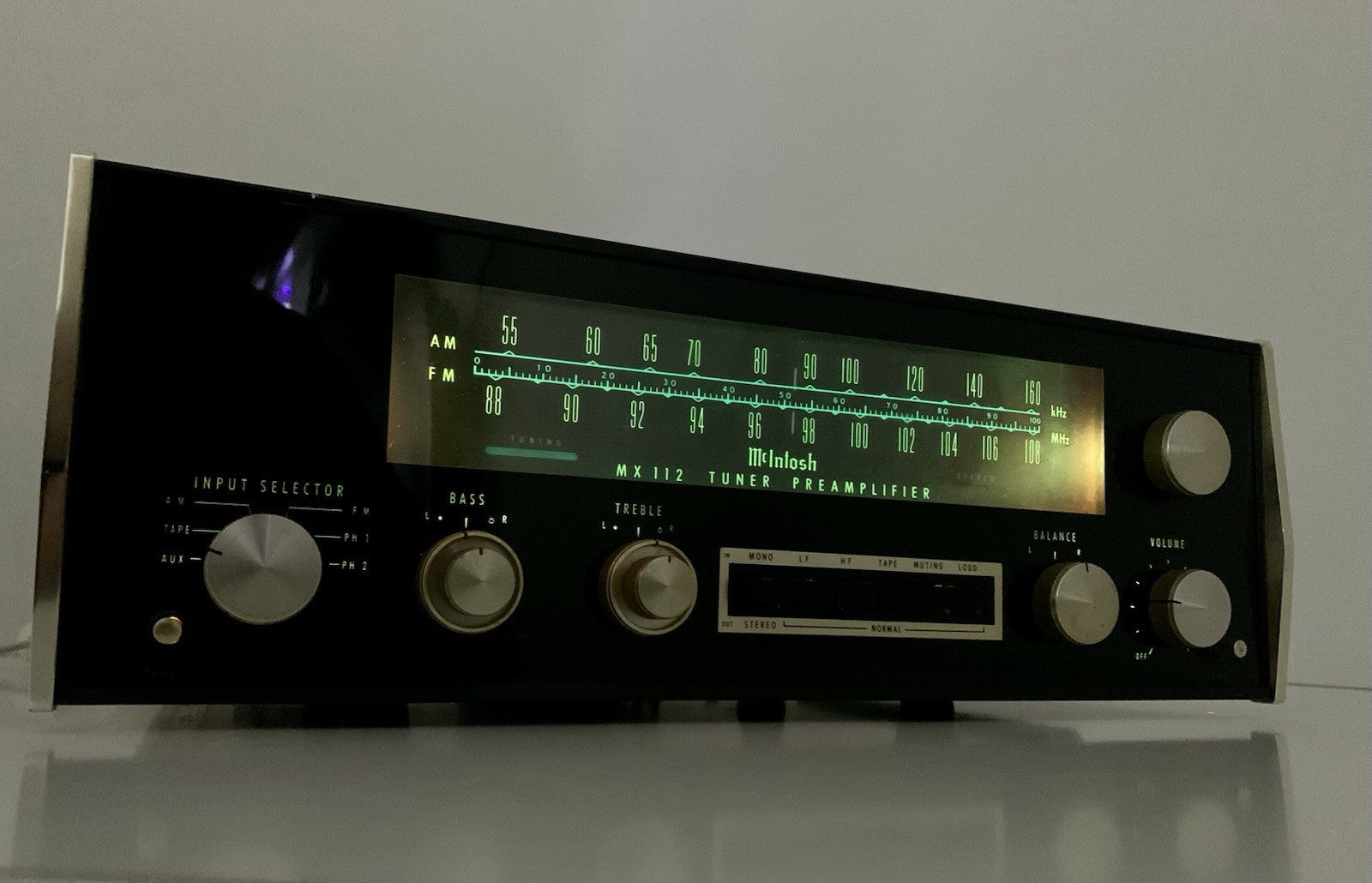 McINTOSH MX 112 Stereo FM AM Tuner Pre Amplifier Vintage 1970 WORKING Good Look