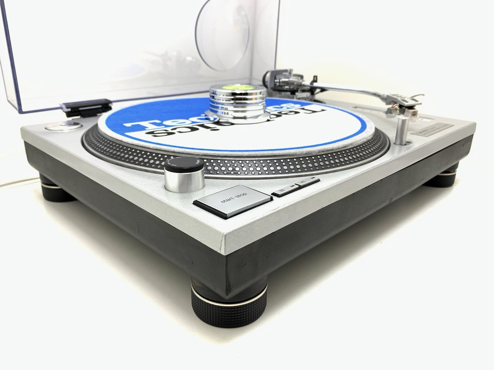 TECHNICS SL 1200 MK2 Direct Drive Turntable Vintage NEW BLUE LEDs WORK Like New