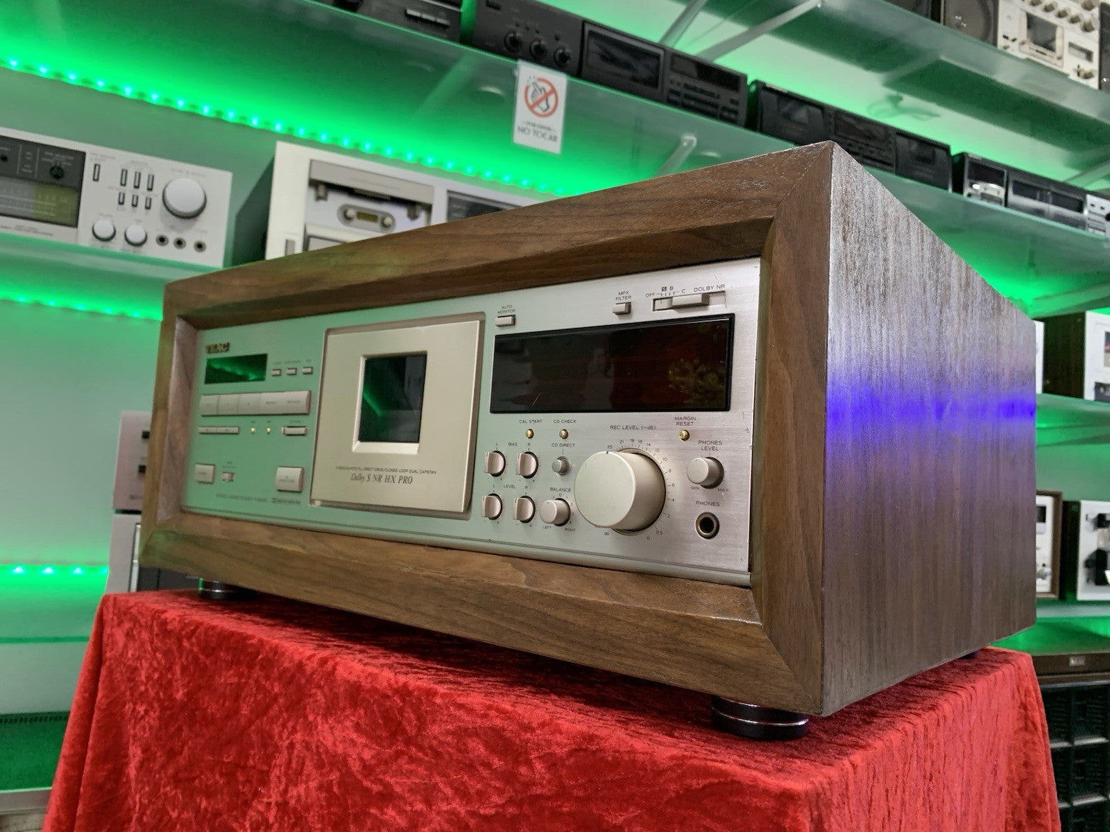TEAC V 8000S Cassette Tape Deck 3 Head Wood Box 15Hz-21KHz Metal WORK Good Look
